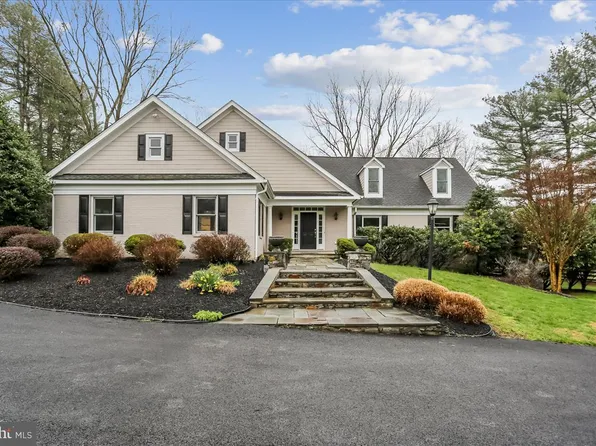 12812 Glen Rd, Potomac, MD 20854