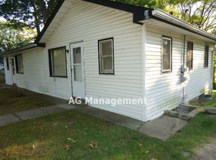 4109 Parkway APT B, Waterford, MI 48328