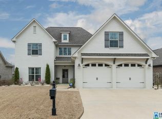 337 Strathaven Cir, Pelham, AL 35124