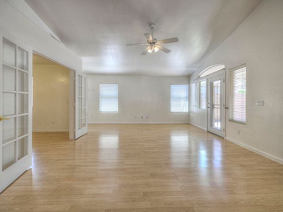 3rd image of 18654 N 42nd St