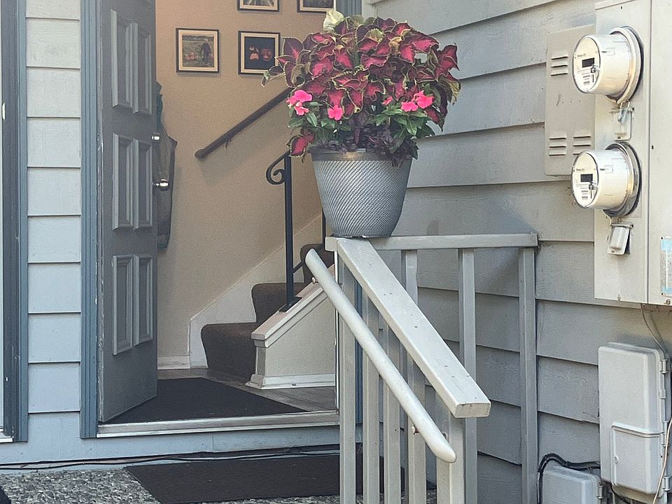1st image of 23626 79th Ave W