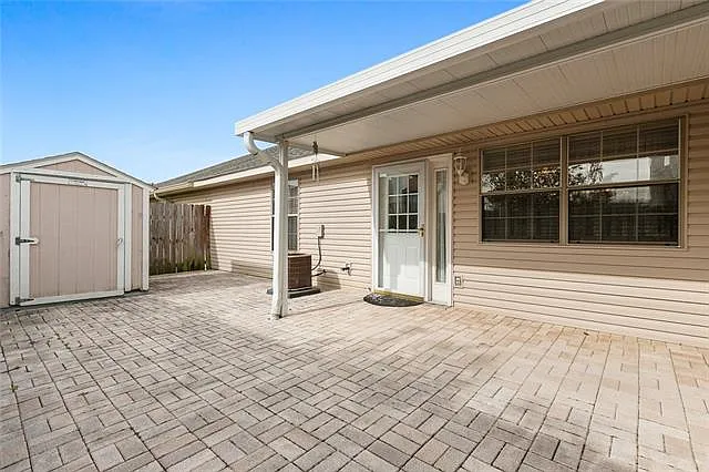 Building Photo - 1700 Marseille Dr #23
