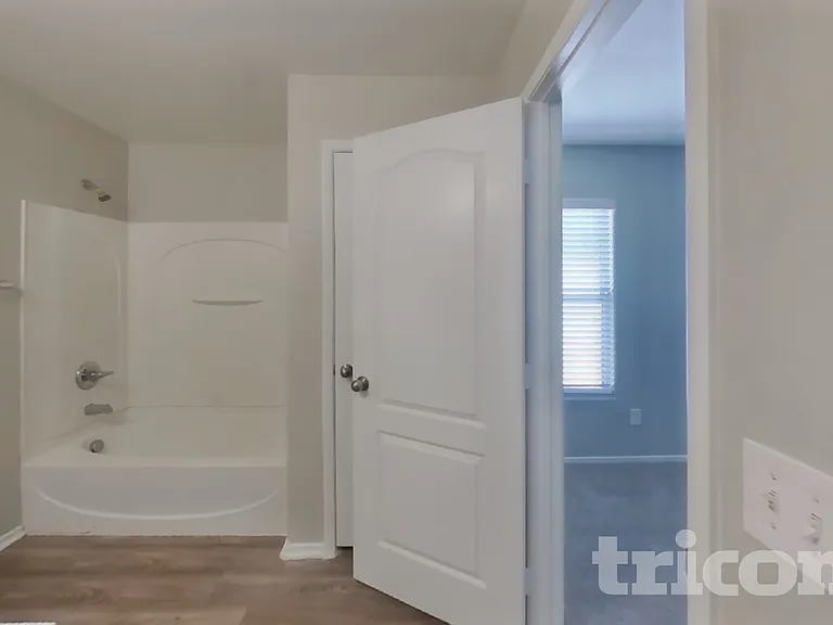 3144 McLennan Ave — Photo 10