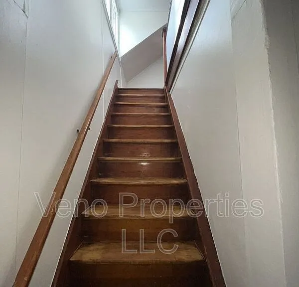 32 Russell Rd #2B — Photo 6
