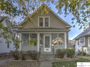 2348 S 35th St, Omaha, NE 68105