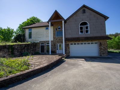 145 Birch Creek Ln, East Bernstadt, KY, 40729