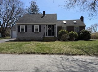 1 Newton St, Dartmouth, MA 02748