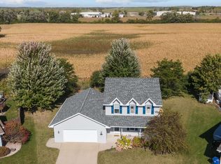 2798 Hamilton St, Oshkosh, WI 54901