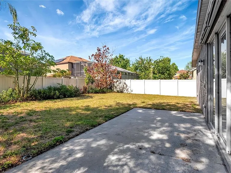 29822 Boyette Oaks Pl — Photo 25