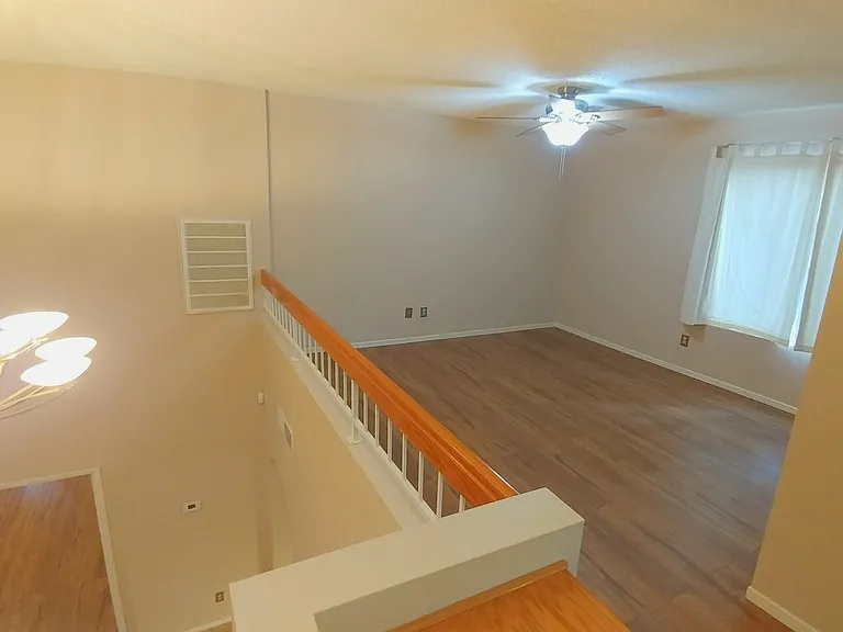9901 Meandering Creek Ct — Photo 15