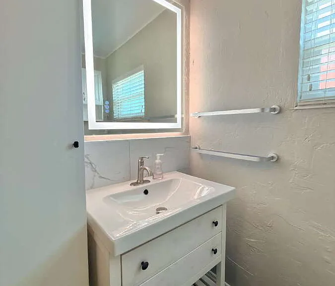 2426 Woodland Blvd — Photo 34