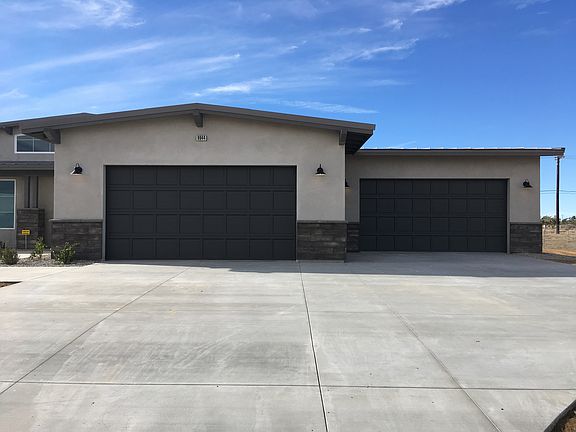 3rd image of 9944 Seven Palms Dr