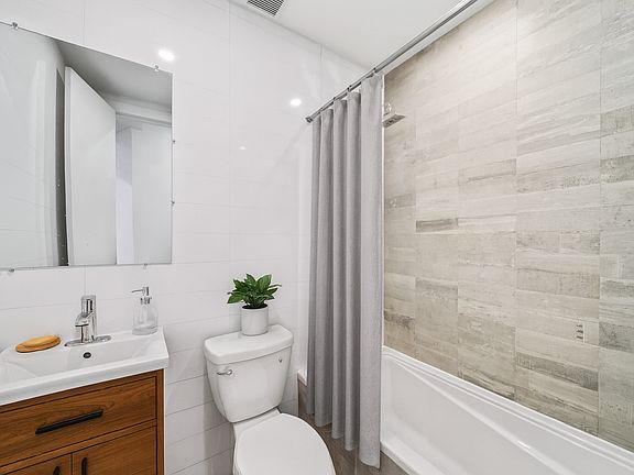 5th image of 594 Rogers Ave Ste 1