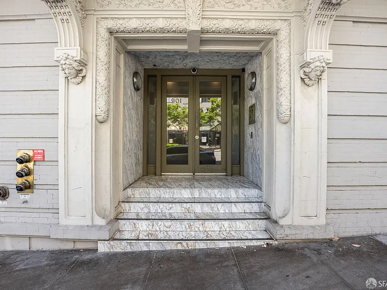 901 Bush St #405 — Photo 23