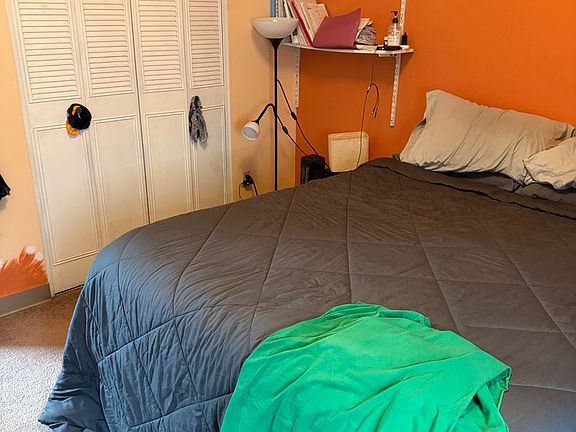 4th image of 435 S Pacific Ave APT 4