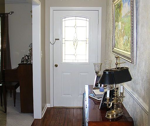 Foyer/Front Door