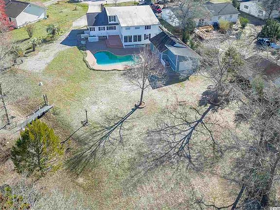 2nd image of 231 Cabots Creek Dr