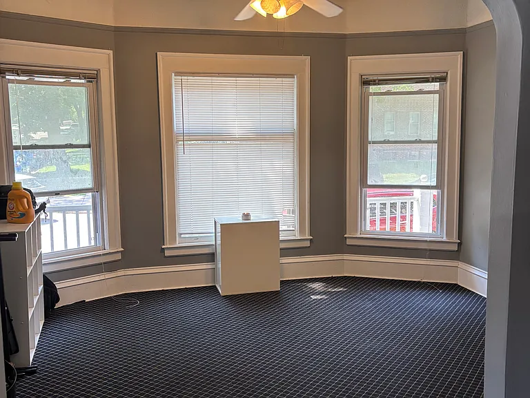 1536 N Franklin Pl #1 — Photo 9