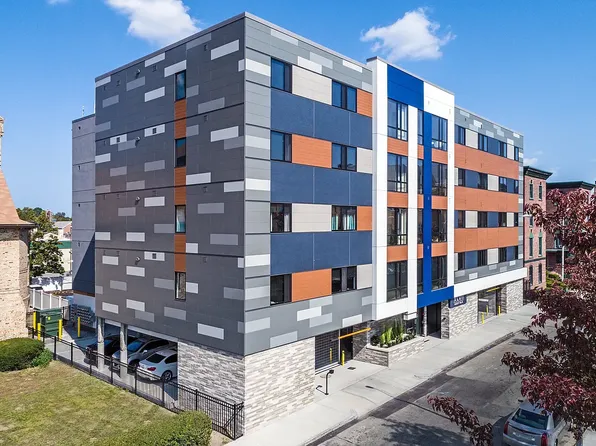 XLVII West Elm, 47 W Elm St #308, Brockton, MA 02301