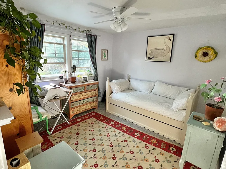 Secondary Bedroom Furnished