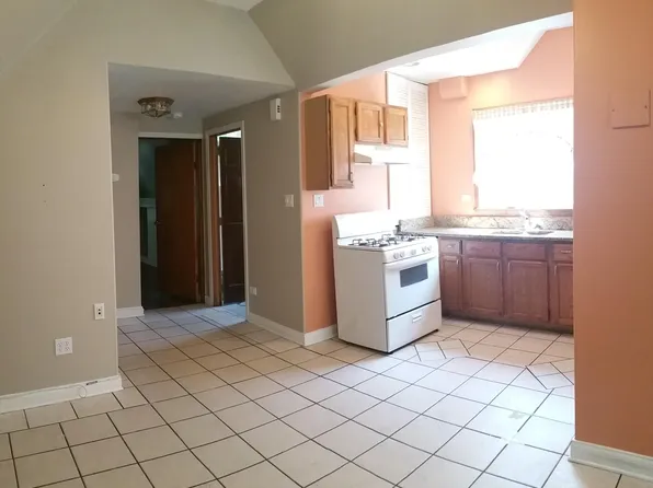 4322 S Fairfield Ave #2, Chicago, IL 60632