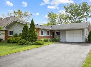 1850 Pierce Rd, Hoffman Estates, IL 60169