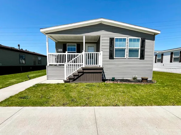 57865 Woodcreek, New Haven, MI 48048