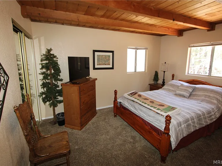774 Summit Blvd #B — Photo 17