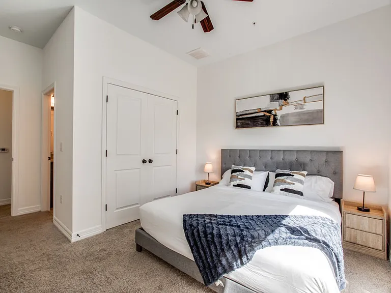 30th St Townhomes — Photo 17