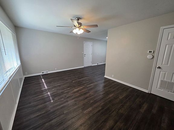 2nd image of 7820 E 113th Ter