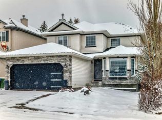 212 W Sienna Park Dr SW, Calgary, AB T3H 3L5