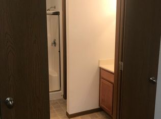 1016 N Missouri Dr, Ozark, MO 65721