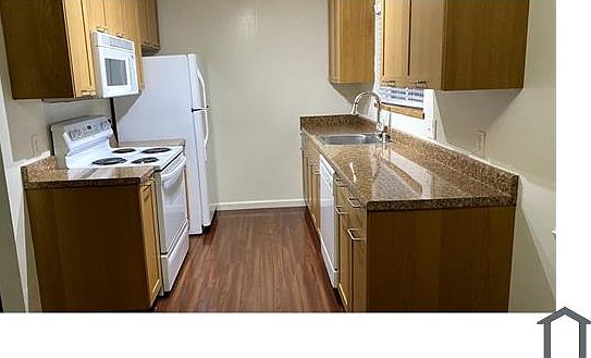 1st image of 1683 Ontario Dr