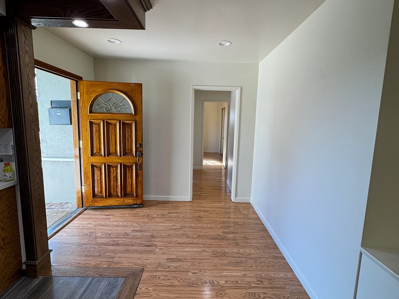 4 bed, 1404 sqft, $4,200 — Photo 3