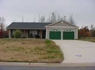 204 Vineyard Dr, Athens, GA 30607