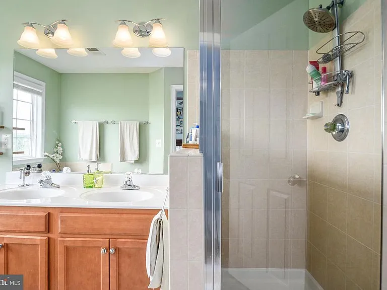 2372 Battery Hill Cir — Photo 21