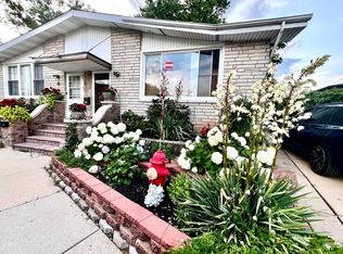 352 Dover Ln UNIT 352, Des Plaines, IL 60018