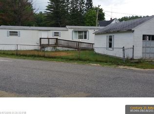 23 Marshall St, Mechanic Falls, ME 04256