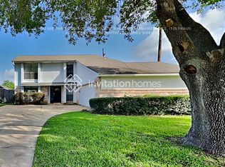 3138 Mesquite Dr, Sugar Land, TX 77479