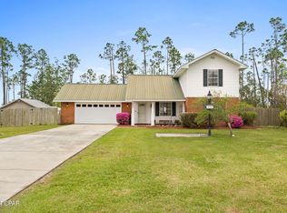 574 Shoreline Dr, Panama City, FL 32404