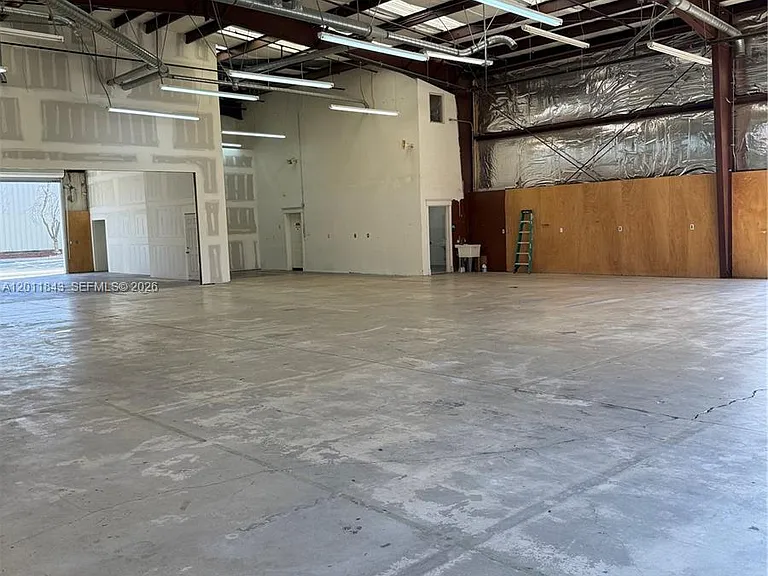 428 N Curry St — Photo 14