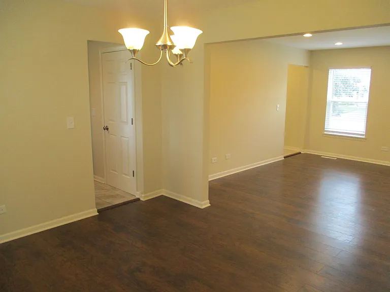 1161 Foxglove Ln — Photo 8