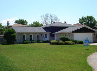 15705 S Walnut Ct, Homer Glen, IL 60491