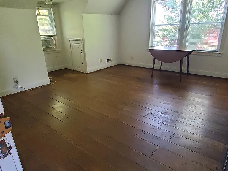 602 Chestnut St #2 — Photo 3