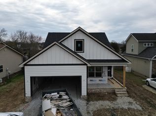 8524 Blanche Rd, Ooltewah, TN 37363