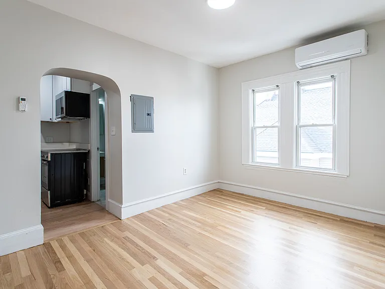 18 Fitzhenry Sq #11 — Photo 1