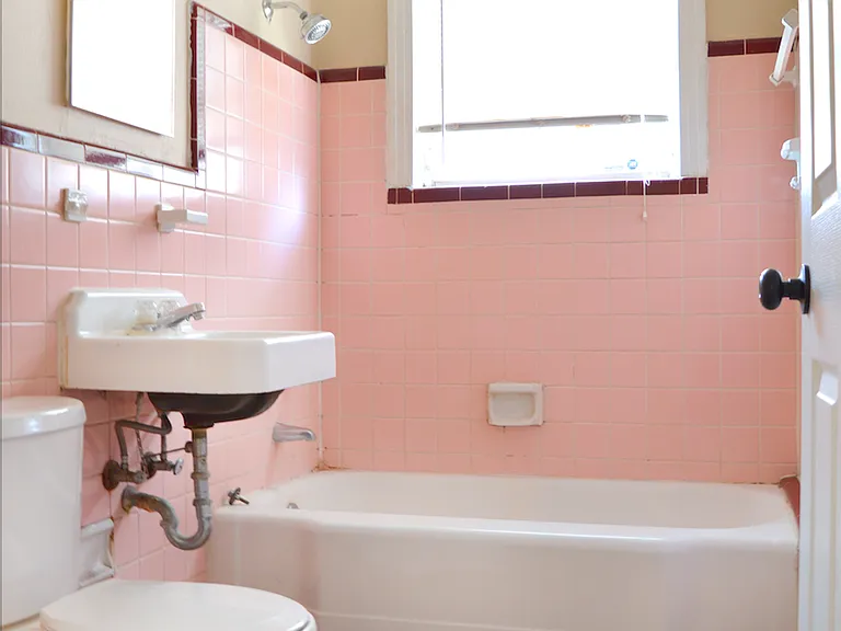 4720 Polk St — Photo 11