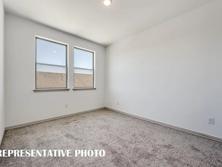 420 4th St — Photo 11