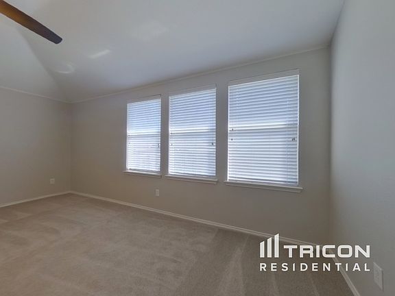 5th image of 311 Creekwood Trl