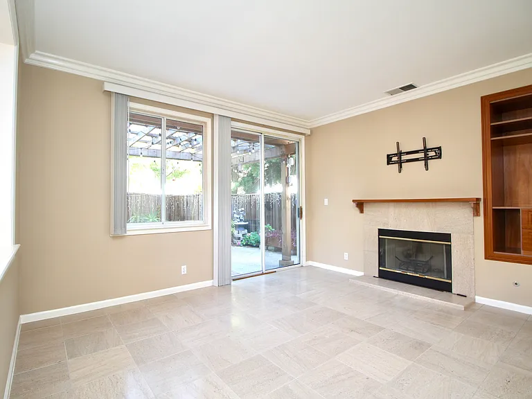 15512 Oceanside Way — Photo 10